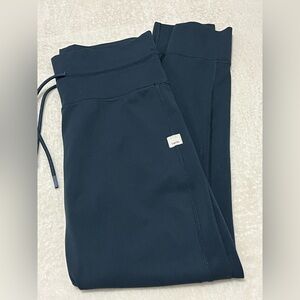 Vuori Daily Black Leggings